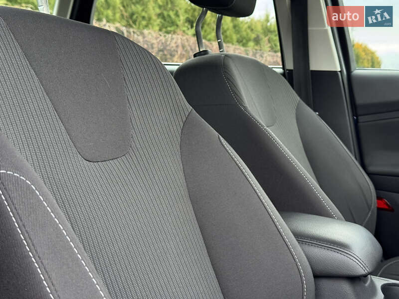 Универсал Ford Focus 2012 в Стрые фото 87 Универсал Ford Focus 2012 в Стрые
