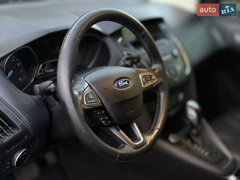 Седан Ford Focus 2016 в Николаеве