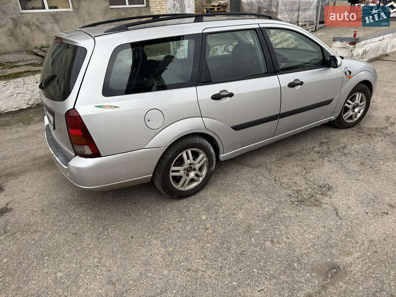 Универсал Ford Focus 2001 в Сумах