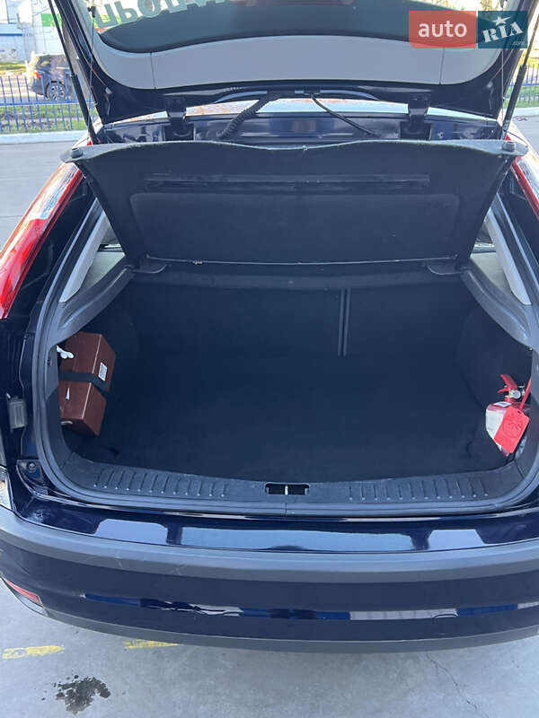 Хэтчбек Ford Focus 2007 в Одессе