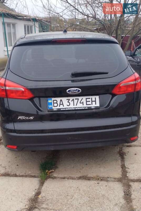 Универсал Ford Focus 2015 в Смолином фото 4 Универсал Ford Focus 2015 в Смолином