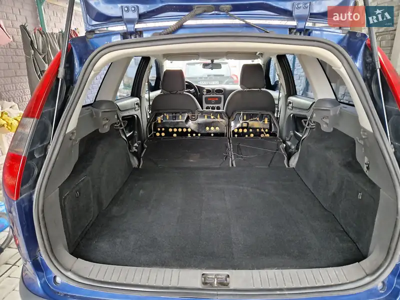 Ford Focus 2007 VIN WF0WXXGCDW7Y55629 фото оголошення 34 з 75