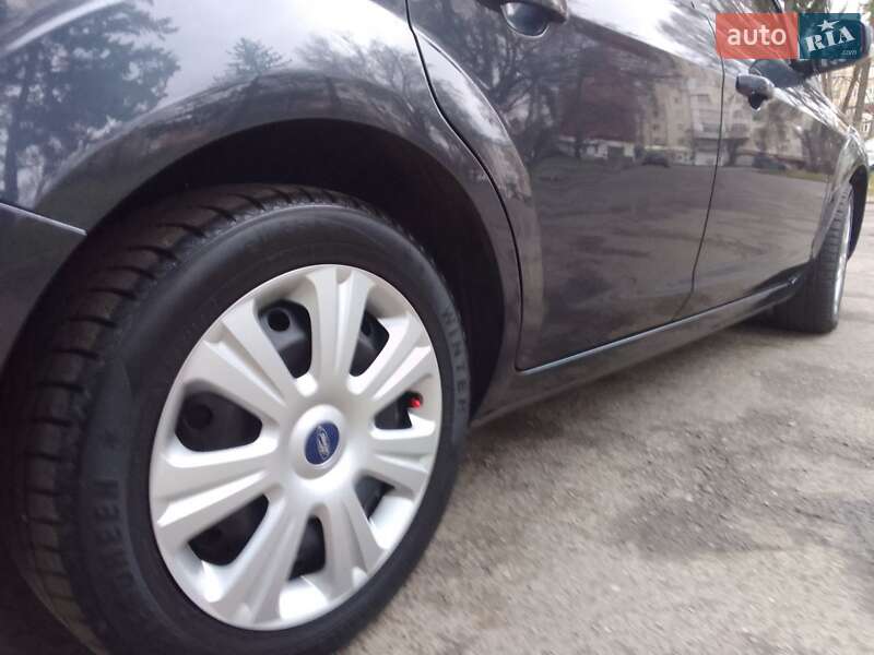 Універсал Ford Focus 2009 в Чернівцях