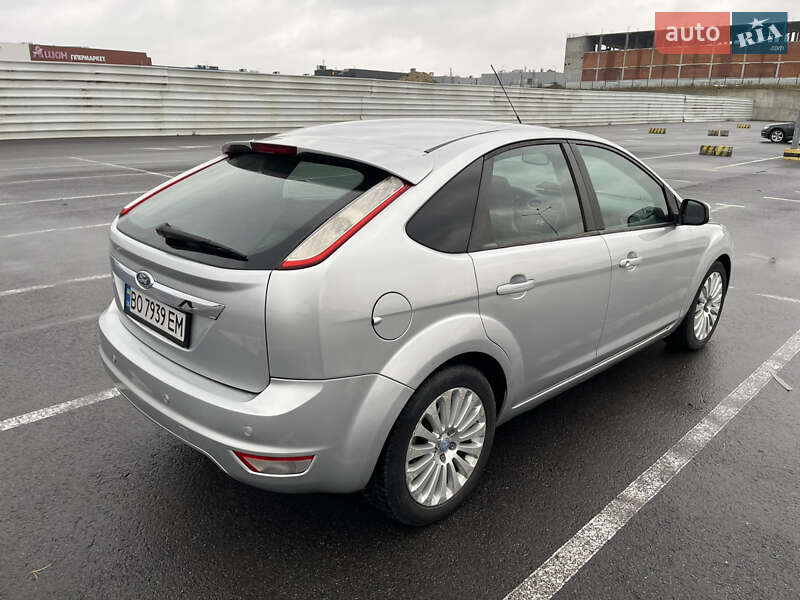 Хэтчбек Ford Focus 2009 в Львове