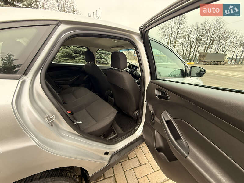 Седан Ford Focus 2016 в Харькове фото 32 Седан Ford Focus 2016 в Харькове