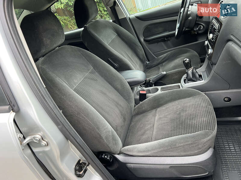 Седан Ford Focus 2007 в Киеве фото 15 Седан Ford Focus 2007 в Киеве