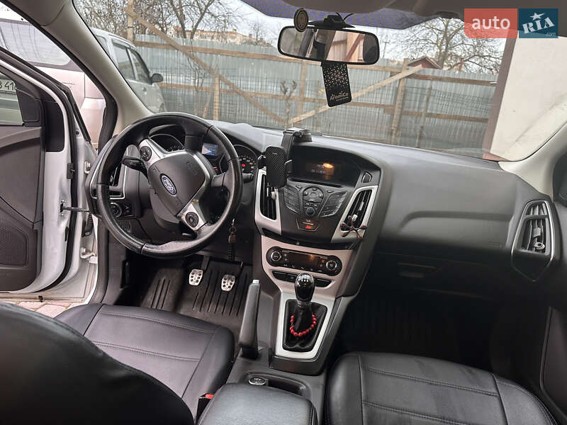 Хэтчбек Ford Focus 2014 в Виннице фото 6 Хэтчбек Ford Focus 2014 в Виннице