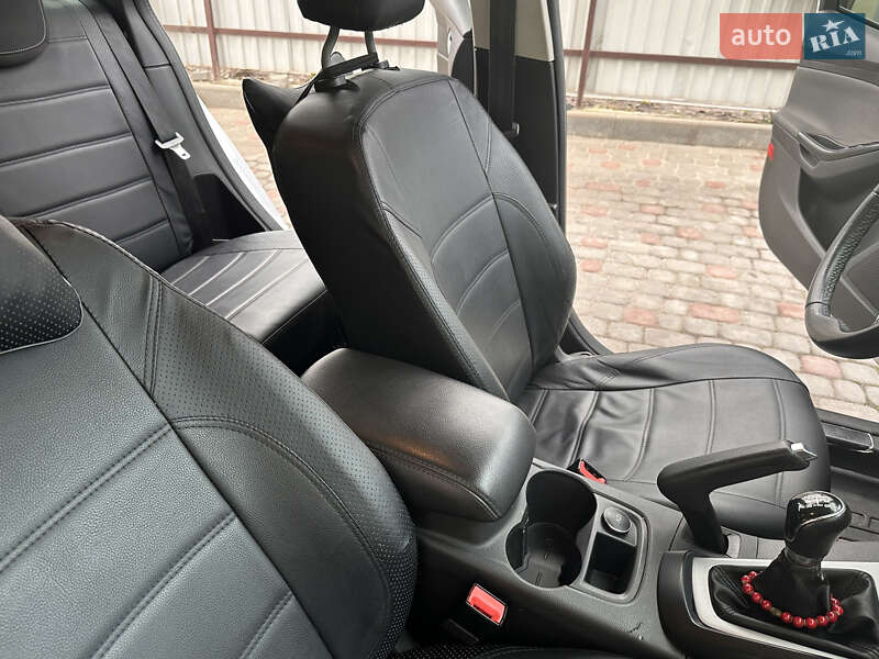 Хэтчбек Ford Focus 2014 в Виннице фото 8 Хэтчбек Ford Focus 2014 в Виннице
