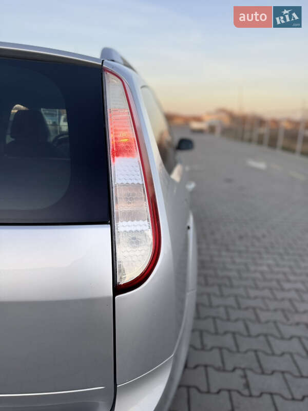 Универсал Ford Focus 2008 в Нововолынске