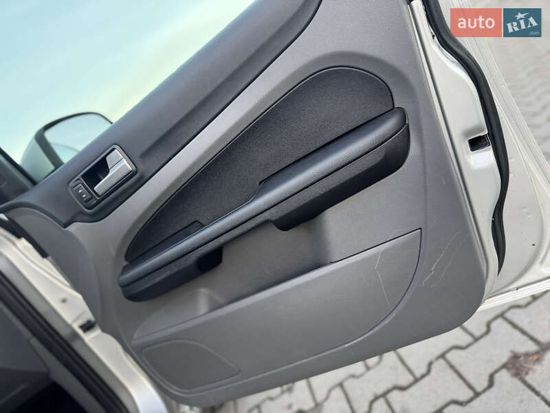 Универсал Ford Focus 2008 в Нововолынске