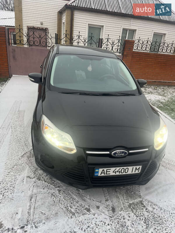 Седан Ford Focus 2014 в Дніпрі фото 13 Седан Ford Focus 2014 в Дніпрі
