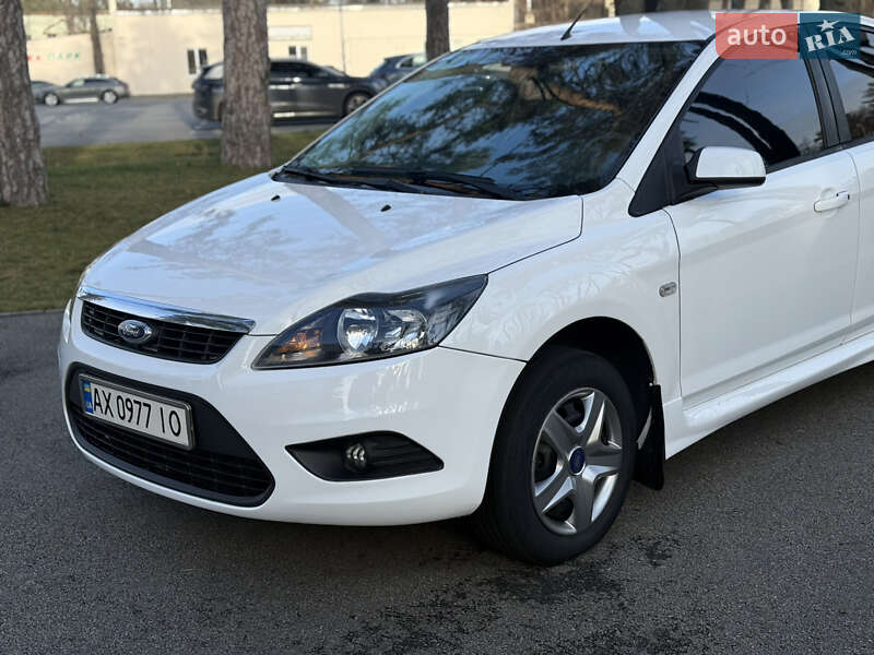 Хэтчбек Ford Focus 2011 в Харькове