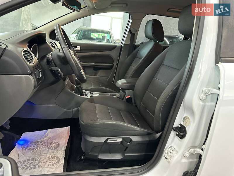 Универсал Ford Focus 2009 в Каменском