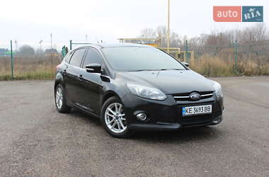 Хэтчбек Ford Focus 2014 в Киеве