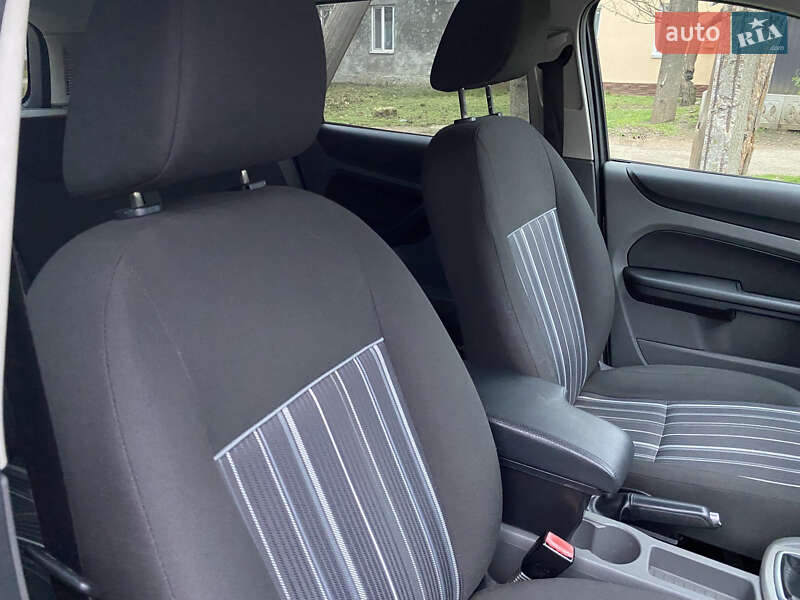 Универсал Ford Focus 2009 в Вознесенске