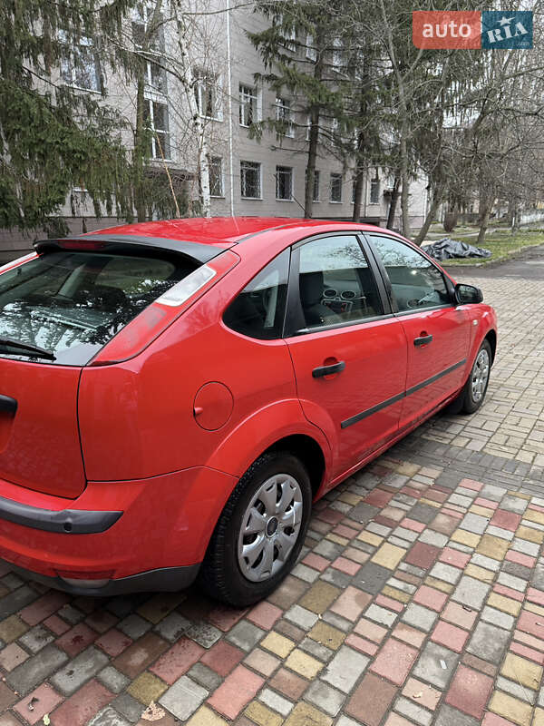 Хэтчбек Ford Focus 2004 в Кременчуге