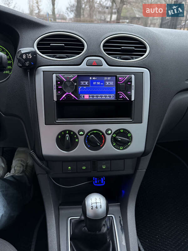 Хэтчбек Ford Focus 2004 в Кременчуге