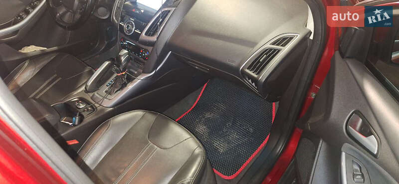 Седан Ford Focus 2013 в Терновке