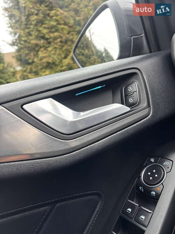 Универсал Ford Focus 2019 в Киеве фото 24 Универсал Ford Focus 2019 в Киеве