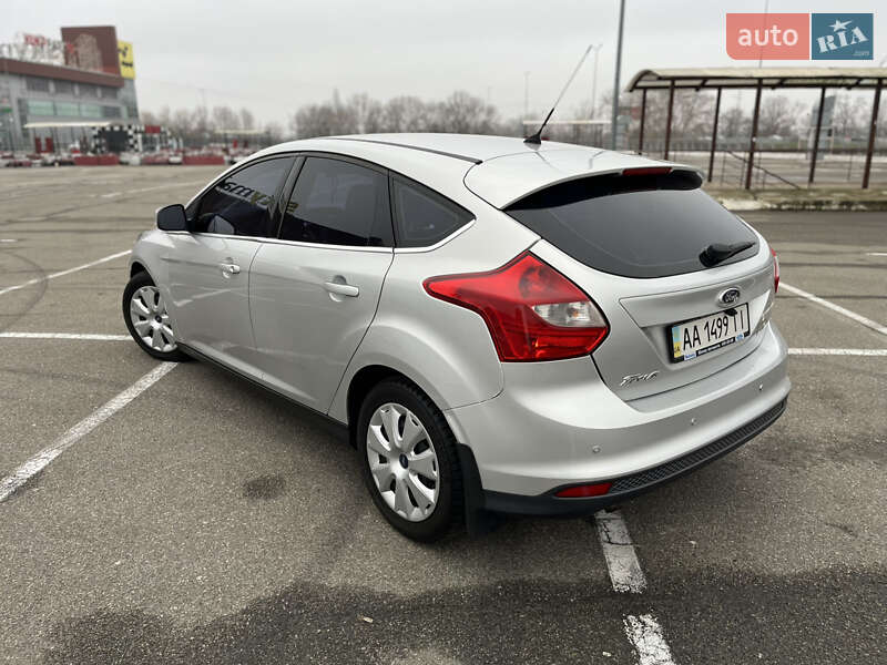 Хетчбек Ford Focus 2014 в Києві фото 15 Хетчбек Ford Focus 2014 в Києві