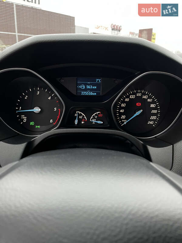 Хетчбек Ford Focus 2014 в Києві фото 53 Хетчбек Ford Focus 2014 в Києві
