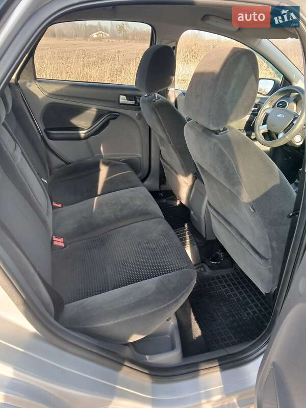 Седан Ford Focus 2006 в Ивано-Франковске