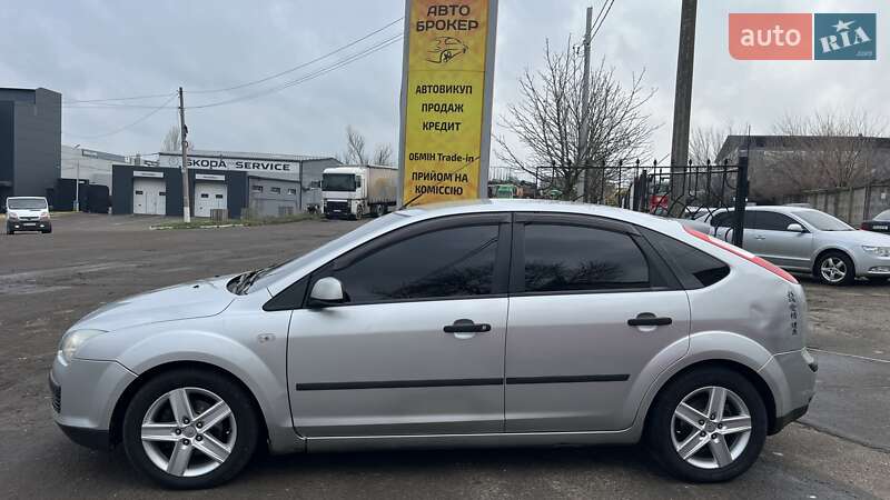Хэтчбек Ford Focus 2006 в Николаеве