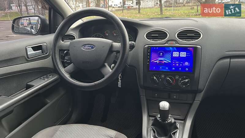 Хэтчбек Ford Focus 2006 в Николаеве