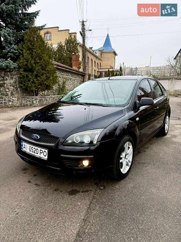 Хэтчбек Ford Focus 2006 в Киеве