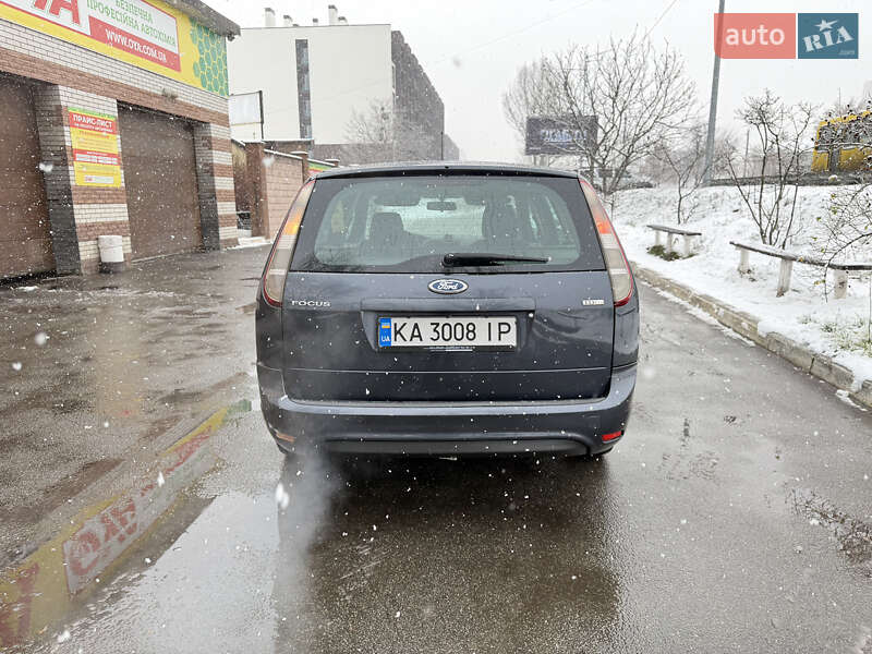 Универсал Ford Focus 2010 в Киеве