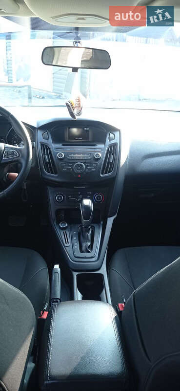 Седан Ford Focus 2015 в Шепетівці фото 13 Седан Ford Focus 2015 в Шепетівці