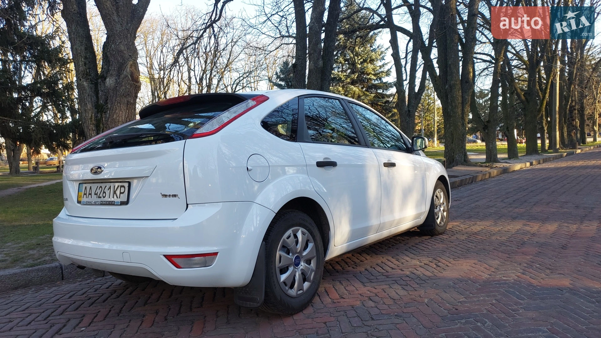 2011 Ford Focus - мініатюра 9