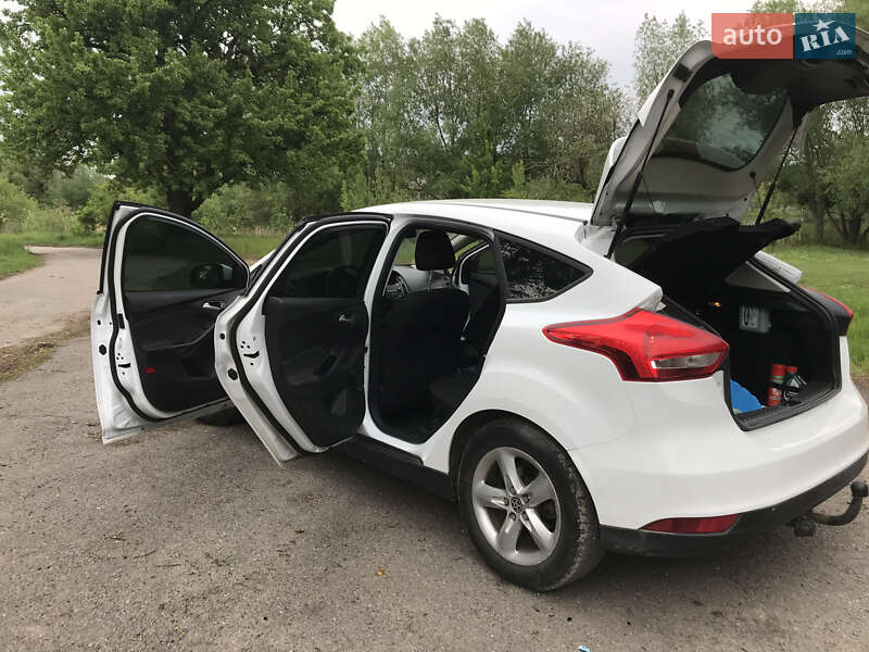 Хетчбек Ford Focus 2015 в Тульчині