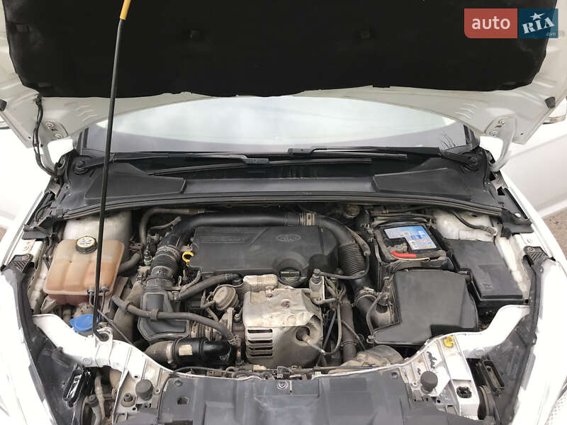 Хетчбек Ford Focus 2015 в Тульчині