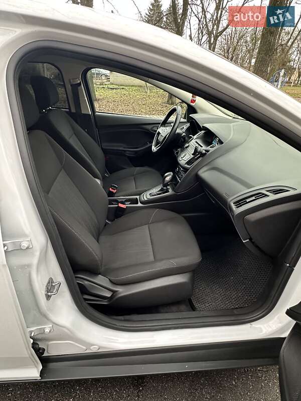 Седан Ford Focus 2017 в Знам'янці