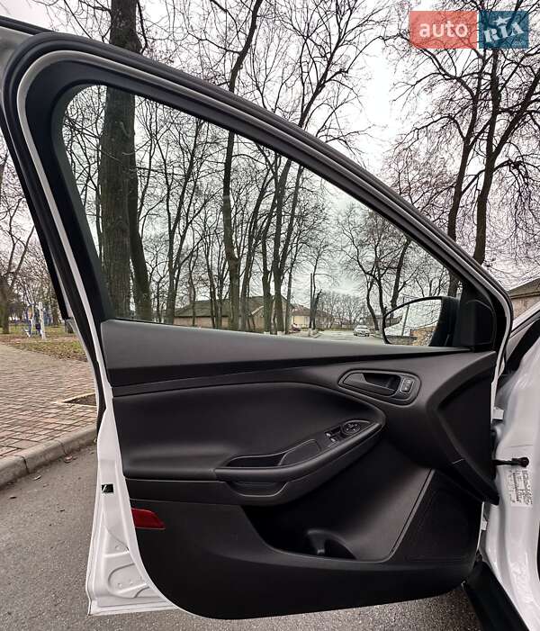 Седан Ford Focus 2017 в Знам'янці