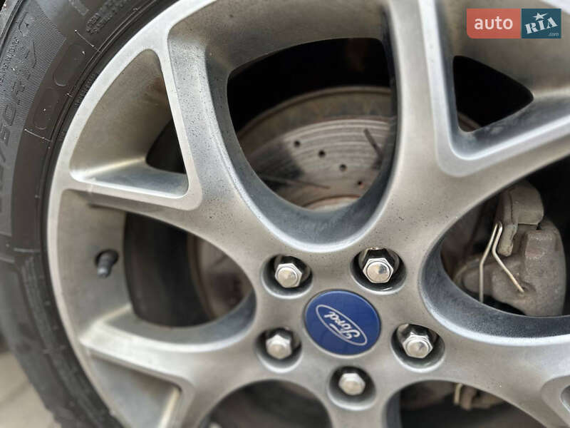 Хэтчбек Ford Focus 2013 в Хмельницком
