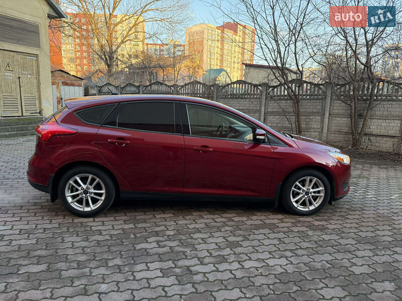 Хэтчбек Ford Focus 2015 в Ивано-Франковске