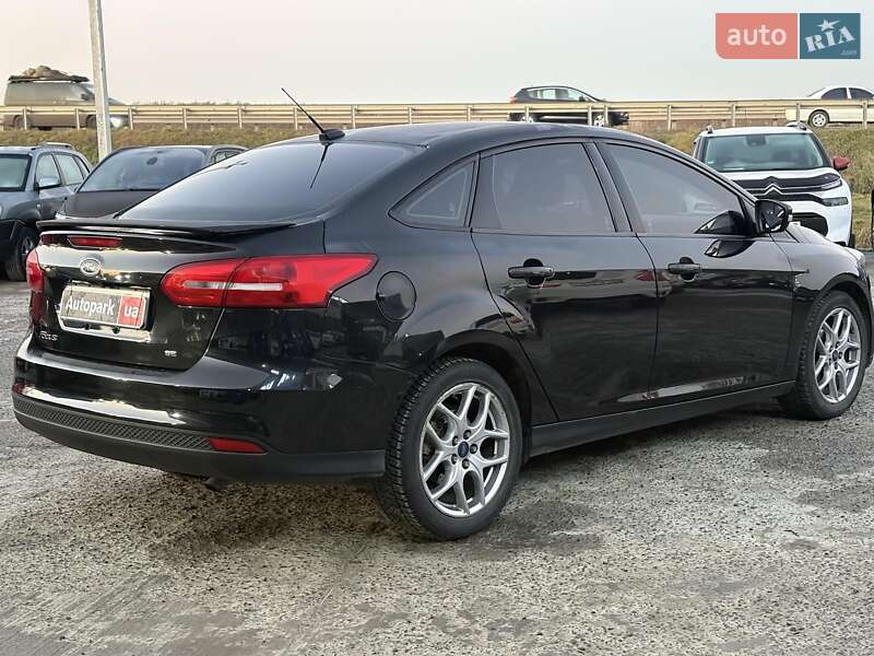 Седан Ford Focus 2015 в Львове