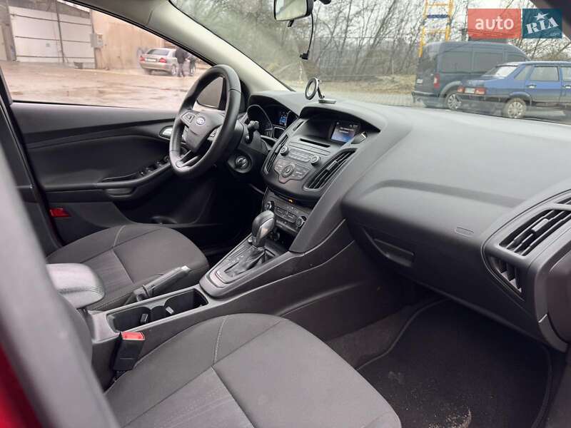 Седан Ford Focus 2017 в Залещиках