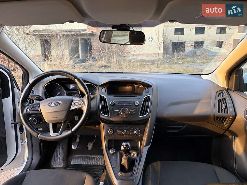 Хэтчбек Ford Focus 2016 в Львове