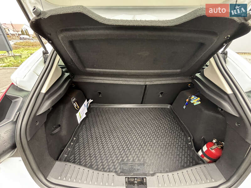 Хэтчбек Ford Focus 2013 в Полтаве