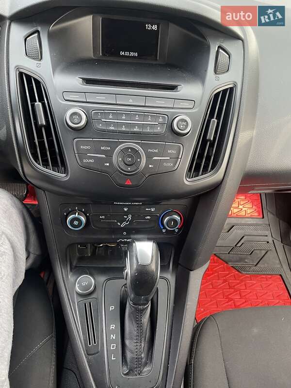 Хэтчбек Ford Focus 2015 в Новоалександровке