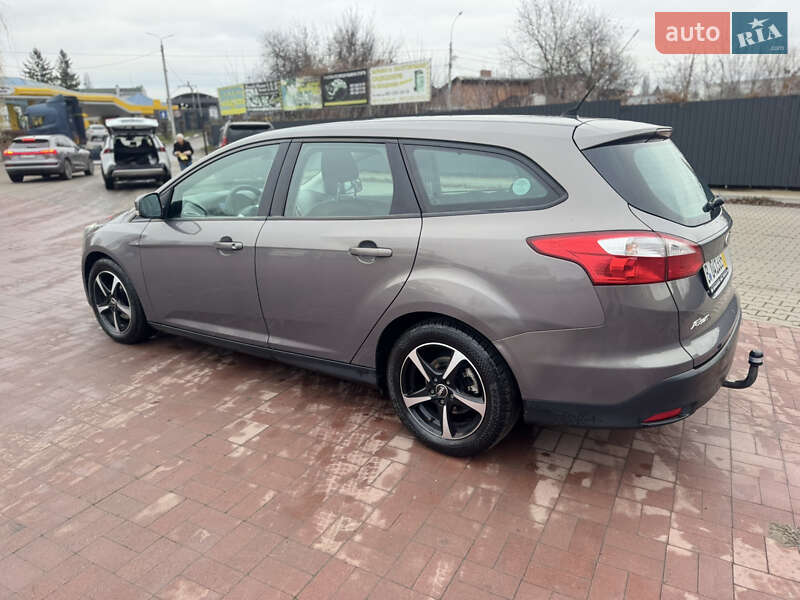 Универсал Ford Focus 2011 в Ровно