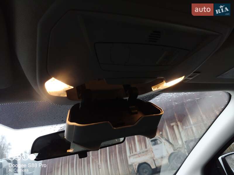 Седан Ford Focus 2015 в Киеве