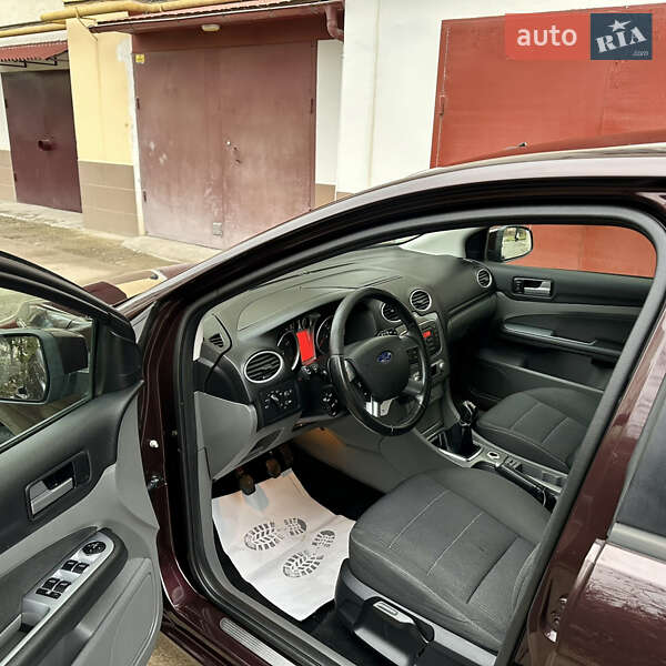 Хэтчбек Ford Focus 2008 в Ивано-Франковске