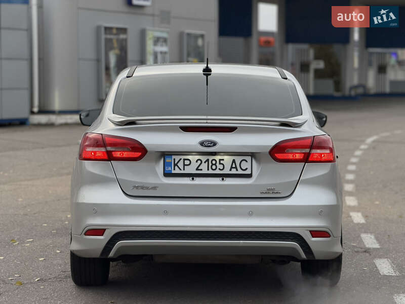 Седан Ford Focus 2015 в Запоріжжі