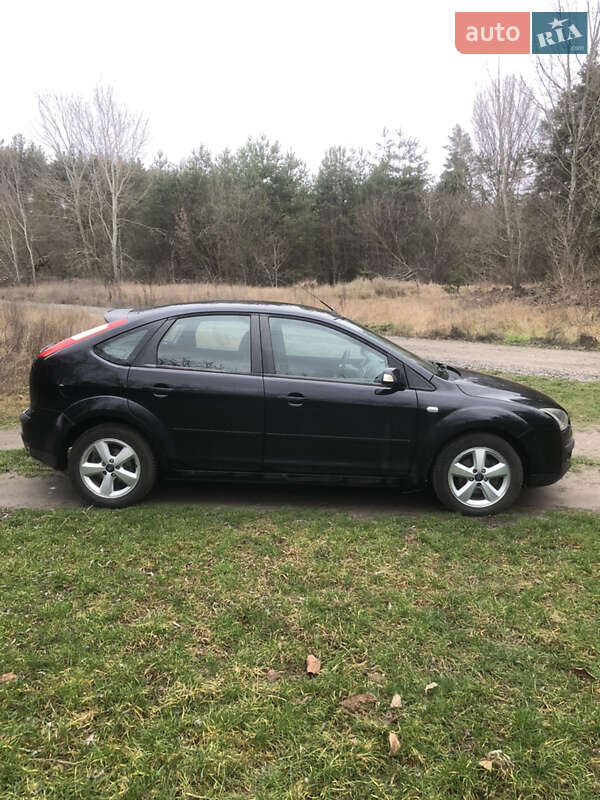 Хетчбек Ford Focus 2007 в Черкасах