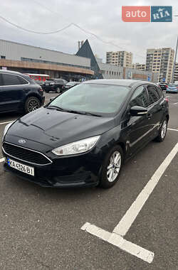Хэтчбек Ford Focus 2015 в Киеве