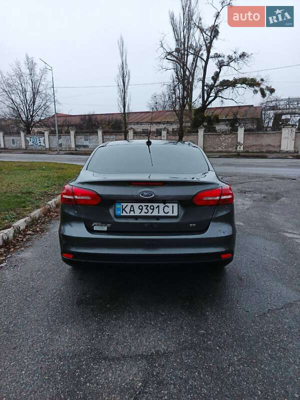 Седан Ford Focus 2017 в Києві